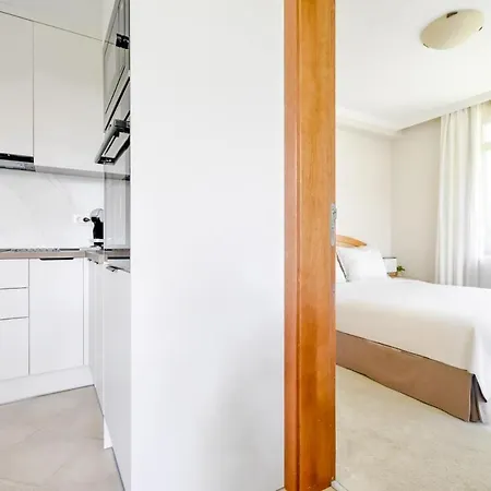 Santa Marina - Designer With Sea View Terrace & Pools Apartmán Sozopol