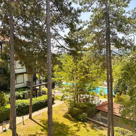 Santa Marina - Designer With Sea View Terrace & Pools Apartmán
